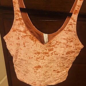 Lululemon Athletica Velvet Crop Top in Dusty Rose Size 6